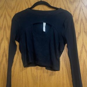 Lululemon cropped long sleeve keyhole top